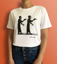 Carica l'immagine nel visualizzatore di Gallery, LE BRUNETTE T-SHIRT "SPIE DI MODA"